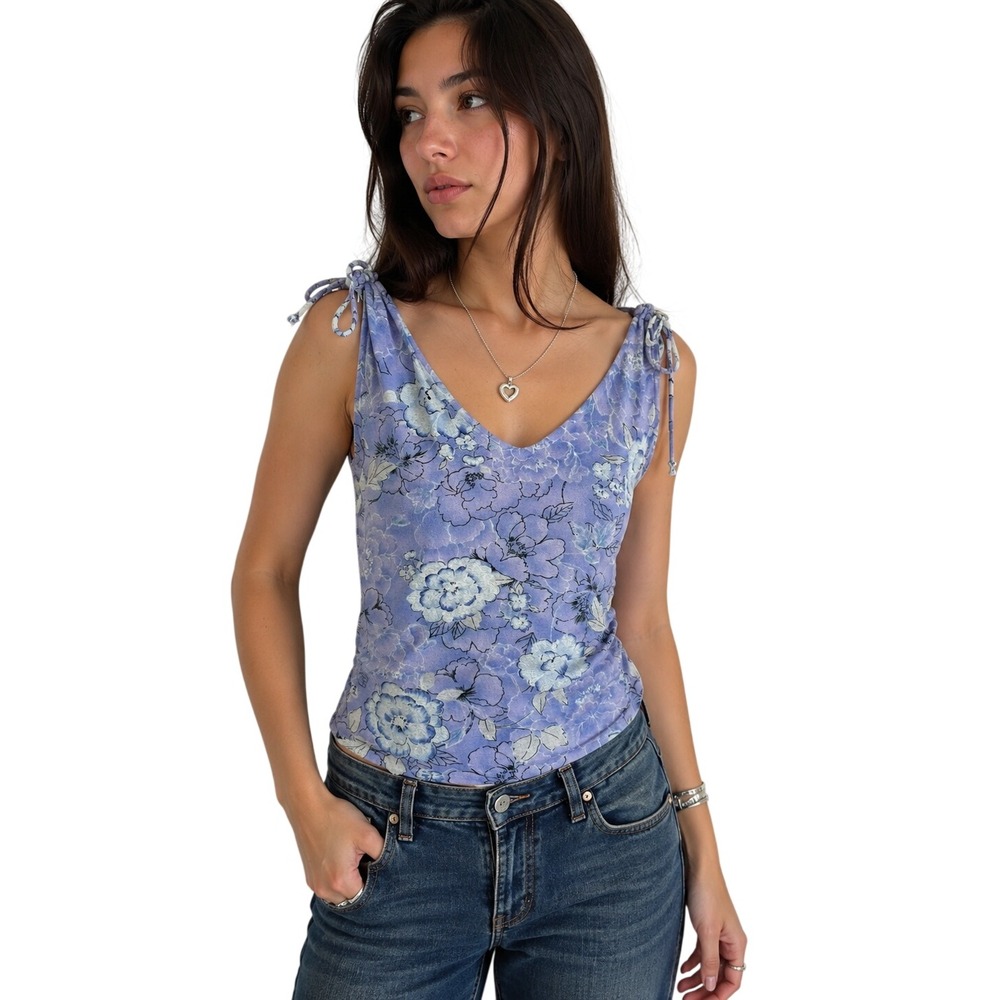 Vintage B.I.Y.A.Y.C.D.A. 90s Y2K Blouse Top Sz M V-Neck Tie Shoulder Floral Lace